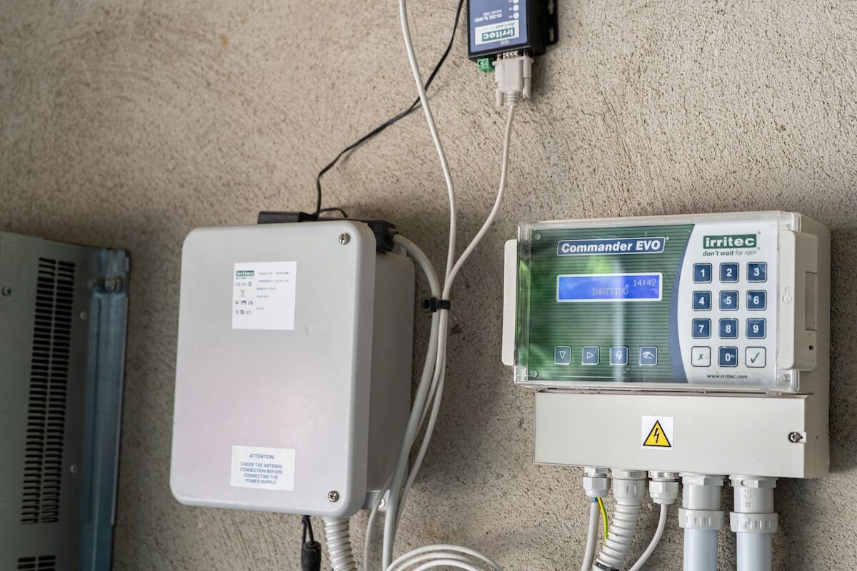 Centralina di controllo per l'impianto di irrigazione a goccia su riso Commander Evo di Irritec